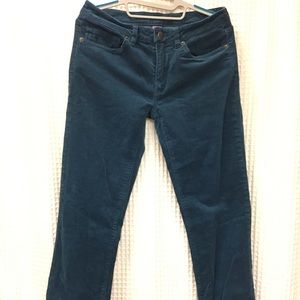Patagonia Women’s Fitted Corduroy Pants, size 28